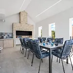 The Tinel -modern Adriatic With Heated Pool & Sea View Near Sibenik Willa *