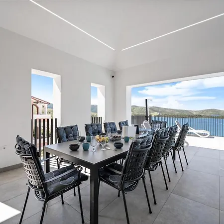 The Tinel -modern Adriatic With Heated Pool & Sea View Near Sibenik Zaboric