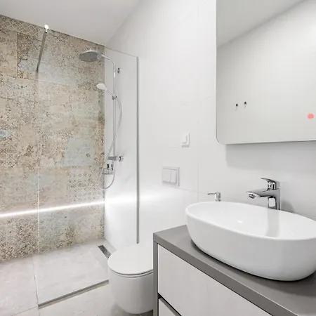 The Tinel -modern Adriatic With Heated Pool & Sea View Near Sibenik
