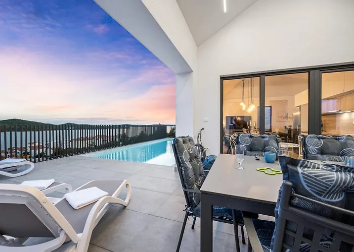 The Tinel Villa Zaboric